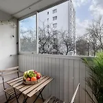 Lumina With Balcony In